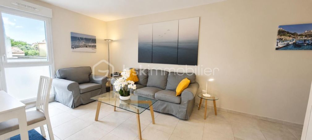 A louer APPARTEMENT T4 80 M2 TERRASSE BORD DE MER FRONTIGNAN