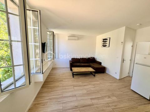 A louer APPARTEMENT T2 37 M2 BORD DE MER LA SEYNE SUR MER