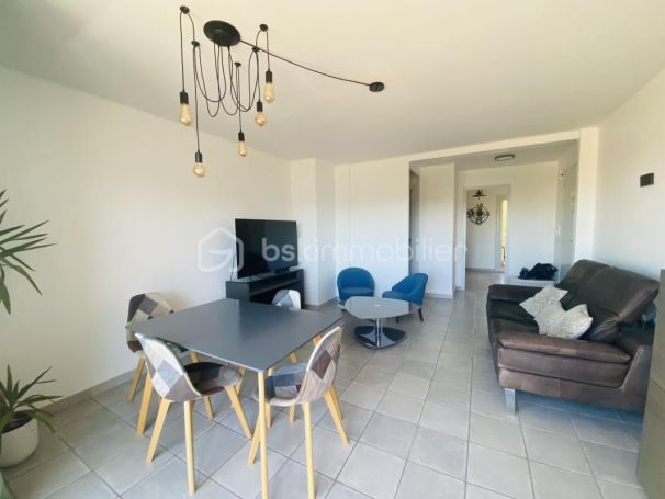 A louer APPARTEMENT T3 62 M2 PLAGE à PIED SIX FOURS LES PLAGES