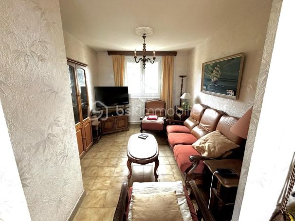 A louer APPARTEMENT T4 74 M2 BORD DE MER SETE