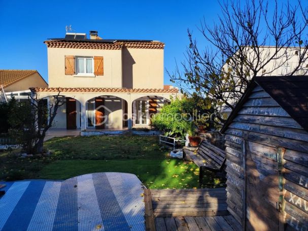 A louer MAISON  5 PIECES 136 M2 BORD DE MER BALARUC LE VIEUX