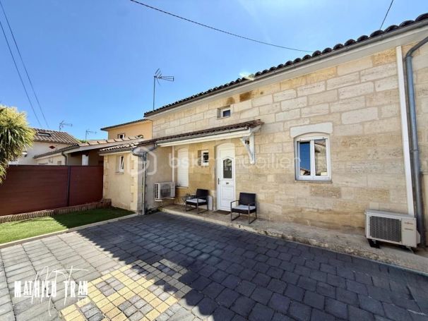 A louer MAISON DE MAîTRE COUTRAS
