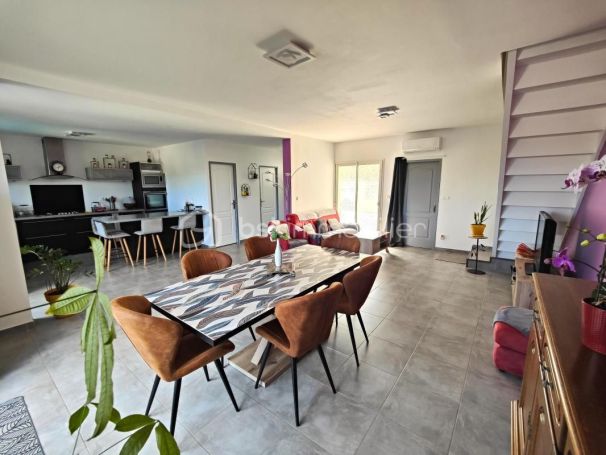A louer MAISON  4 PIECES 120 M2  MONTREDON DES CORBIERES