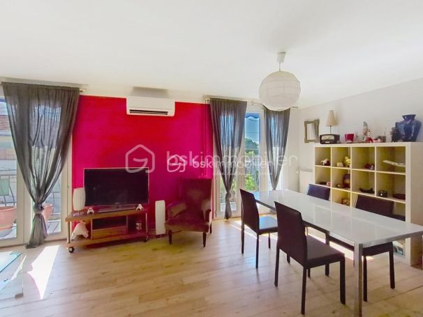 A louer APPARTEMENT T3 69 M2  MONTPELLIER