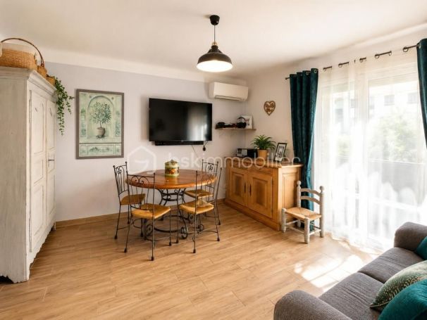 A louer APPARTEMENT T3 68 M2 TERRASSE BORD DE MER AJACCIO