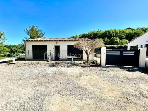 A vendre MAISON  3 PIECES 67 M2  TOURVES