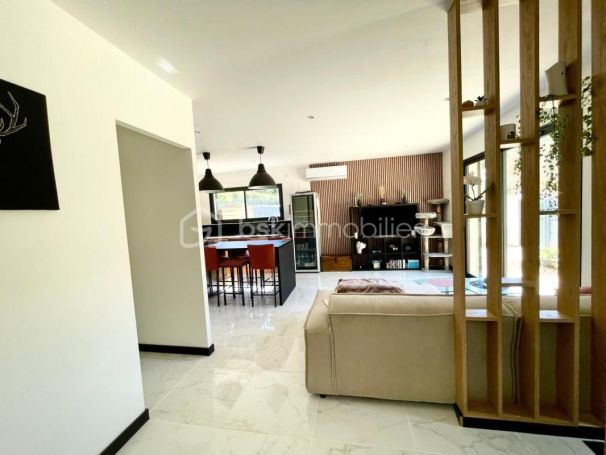 A vendre MAISON  3 PIECES 67 M2  TOURVES