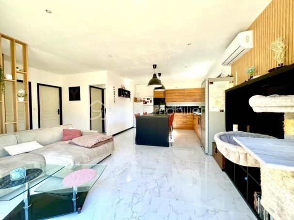 A vendre MAISON  3 PIECES 67 M2  TOURVES