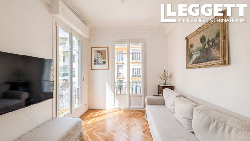 A louer APPARTEMENT T3 68 M2 BORD DE MER NICE