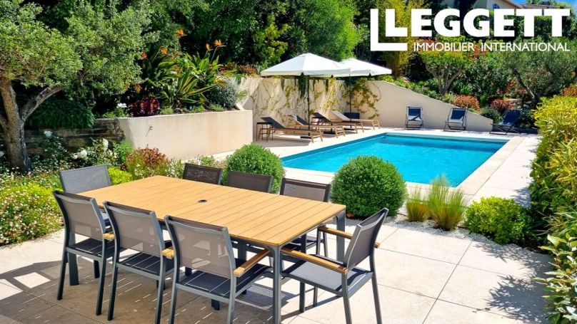 A vendre MAISON  6 PIECES 148 M2 VUE MER CAVALAIRE SUR MER