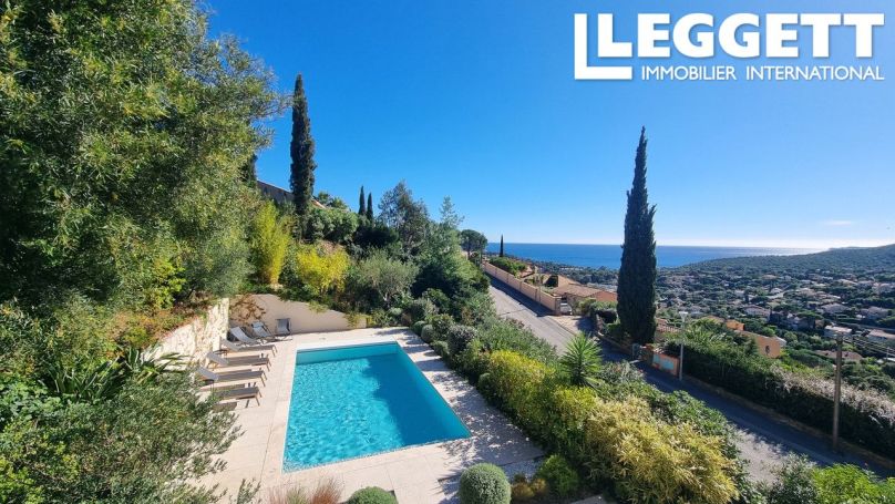 A vendre MAISON  6 PIECES 148 M2 VUE MER CAVALAIRE SUR MER