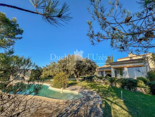 A louer MAISON 5 PIECES 156 M2 UZES