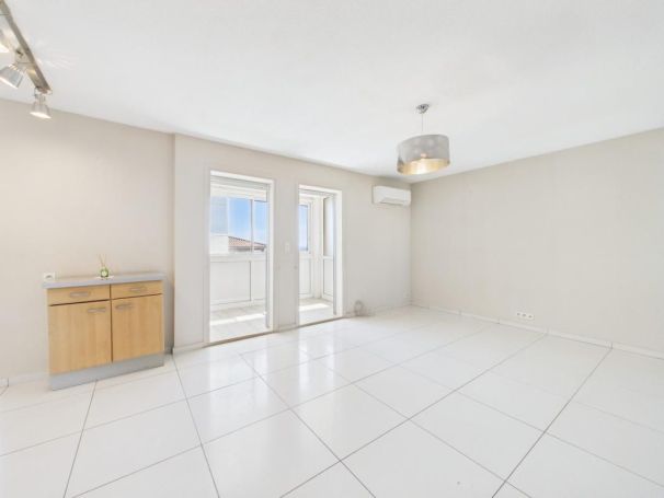 A louer APPARTEMENT T2 49 M2 TERRASSE BORD DE MER AJACCIO