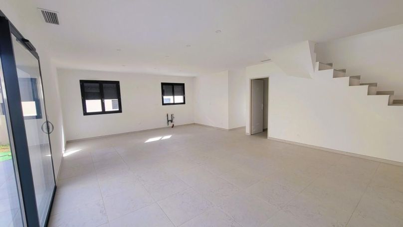 A louer MAISON  CONTEMPORAINE  NEZIGNAN L EVEQUE