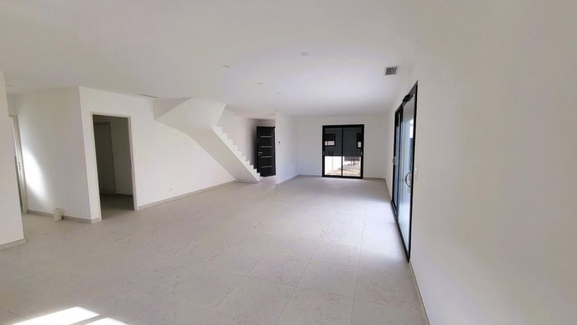 A louer MAISON  CONTEMPORAINE  NEZIGNAN L EVEQUE
