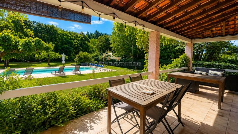 A louer MAISON  6 PIECES 168 M2  LA VERDIERE