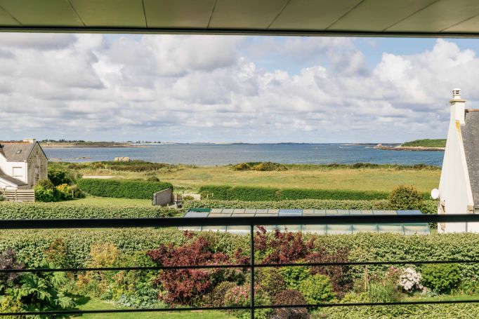 A vendre BELLE MAISON Contemporaine 12 PIECES 318 M&sup2; LANDEDA