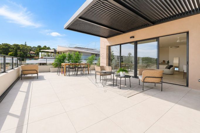 A louer PENTHOUSE DE PRESTIGE T4 112 M2 TERRASSE VUE MER VILLENEUVE LOUBET