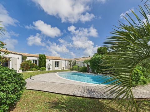 A louer MAISON  CONTEMPORAINE BORD DE MER SAINT DENIS D OLERON