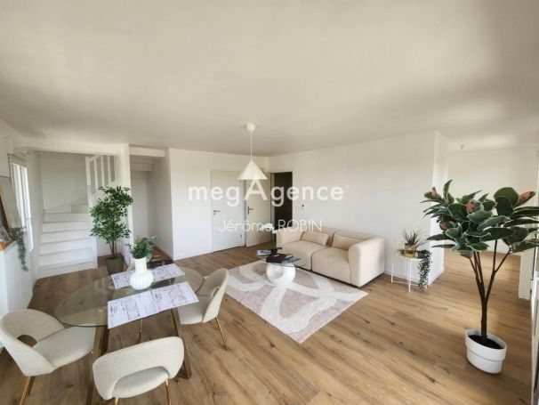 A louer APPARTEMENT DUPLEX T5 107 M2 TERRASSE  BORDEAUX
