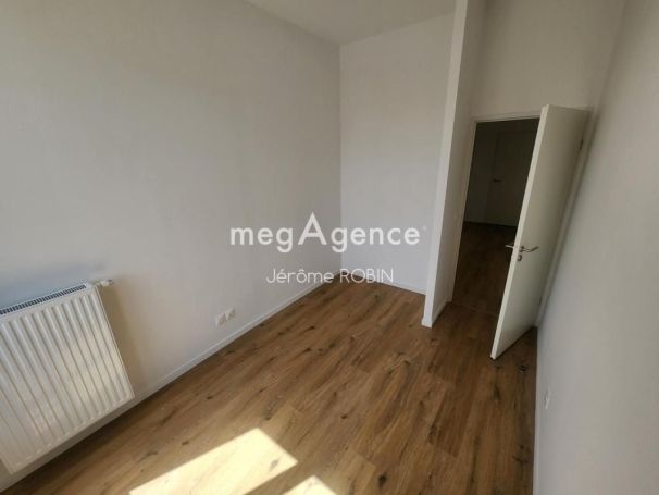 A louer APPARTEMENT T5 114 M2 TERRASSE  FLOIRAC