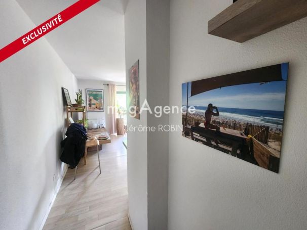 A louer APPARTEMENT T3 75 M2 TERRASSE BEGLES