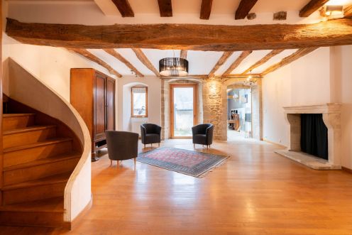 BEL Appartement d'exception  T8 213 M&sup2; INTRAMUROS VANNES