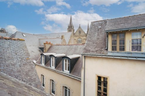 BEL Appartement d'exception  T8 213 M&sup2; INTRAMUROS VANNES