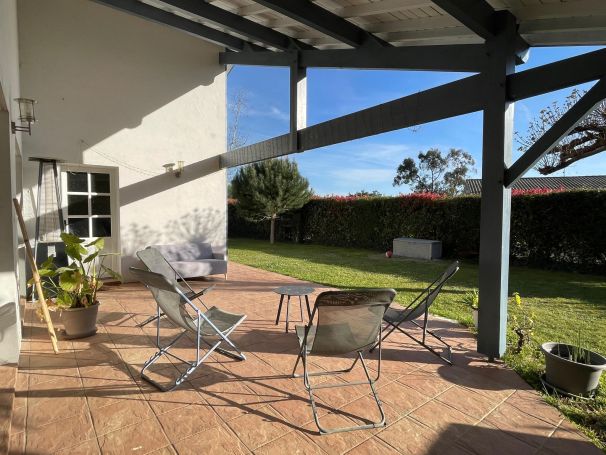 A vendre MAISON  5 PIECES 137 M2  SOORTS HOSSEGOR Commerces du bourg - école - zonne pedebert