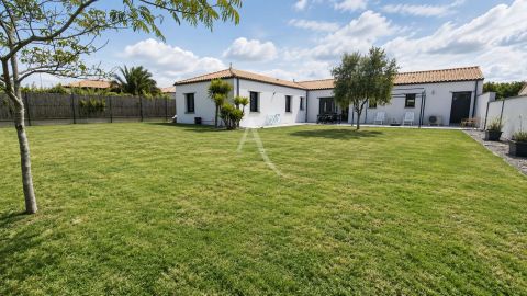 A louer MAISON CONTEMPORAINE POIROUX