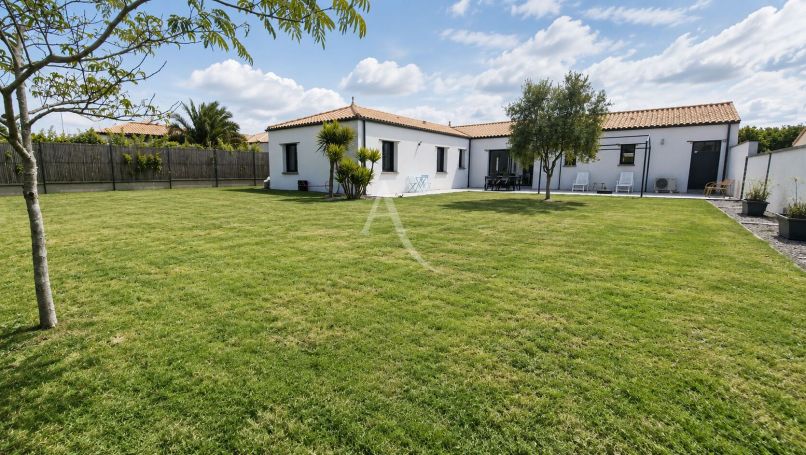 A louer MAISON  CONTEMPORAINE  POIROUX