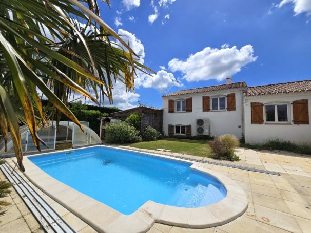 A vendre MAISON  8 PIECES 128 M2 BORD DE MER SAINT JEAN DE MONTS