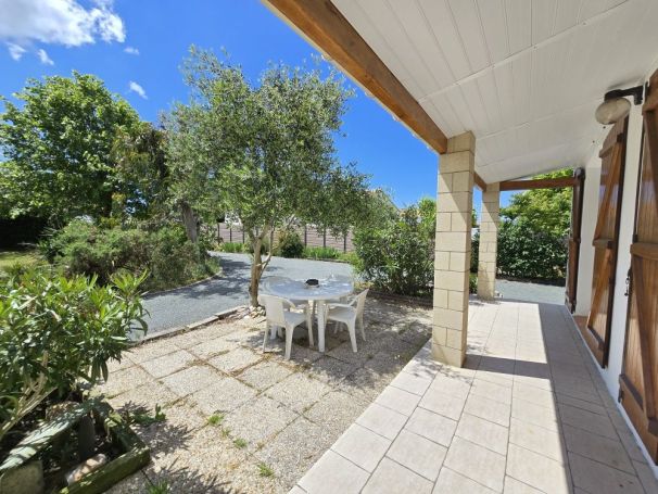 A vendre MAISON  8 PIECES 128 M2 BORD DE MER SAINT JEAN DE MONTS