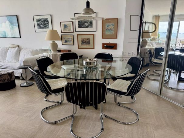 A louer APPARTEMENT DUPLEX T4 58 M2 TERRASSE PIEDS DANS L'EAU LE POULIGUEN
