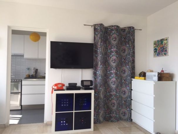 A louer STUDIO  25 M2 BORD DE MER CAGNES SUR MER