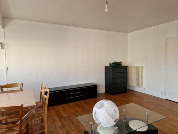 A louer APPARTEMENT T2 50 M2  LISIEUX