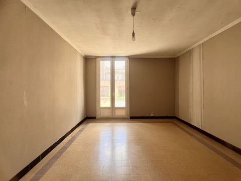 A louer APPARTEMENT T3 65 M2 MARSEILLE 4EME