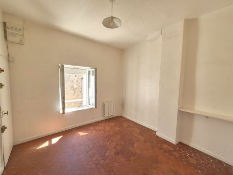 A louer STUDIO 18 M2 BORD DE MER LA CIOTAT