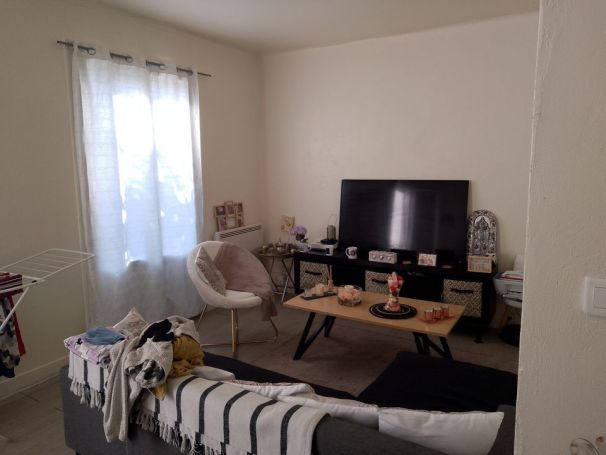 A louer APPARTEMENT NEUF T2 49 M2 BORD DE MER TOULON