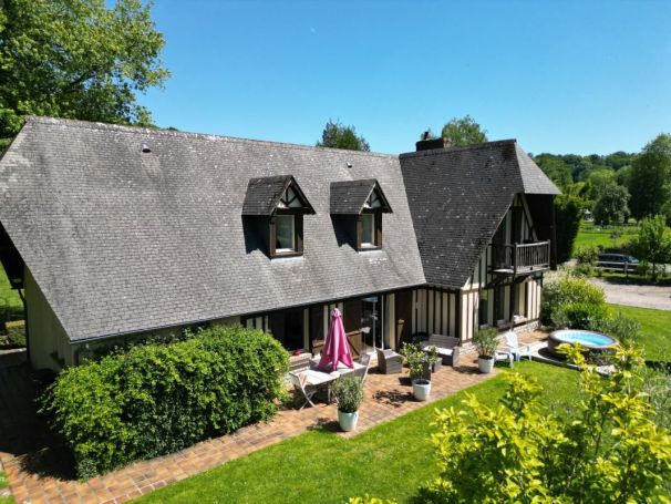 A vendre LONGèRE  6 PIECES 165 M2 BORD DE MER OHERVILLE