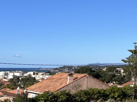 SPACIEUX T3 de 85 m² en REZ-DE-JARDIN 83140 Six-Fours-les-Plages