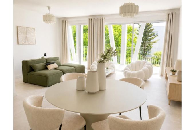 A louer APPARTEMENT DUPLEX DE PRESTIGE T4 81 M2 TERRASSE BORD DE MER LA GRANDE MOTTE