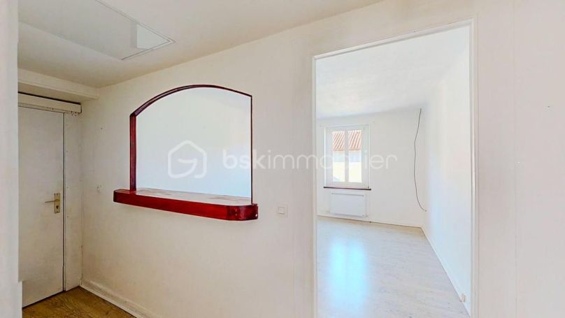 A louer APPARTEMENT T3 63 M2  CAMBO LES BAINS