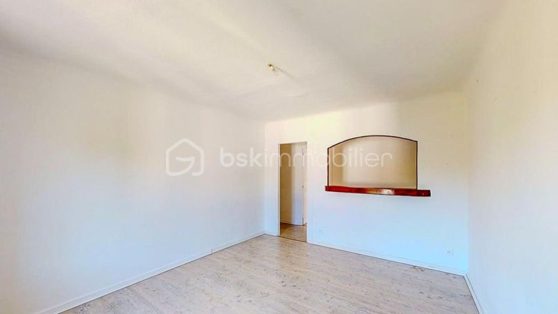 A louer APPARTEMENT T3 63 M2  CAMBO LES BAINS