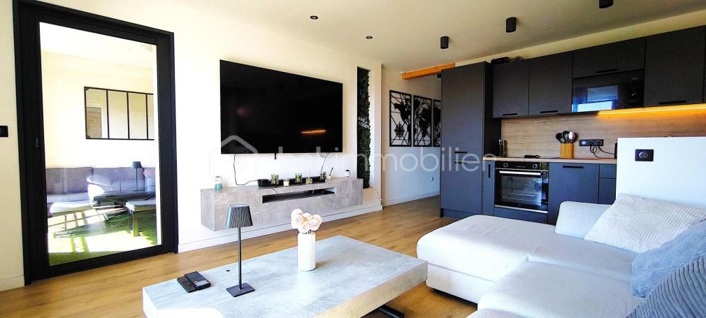 A louer APPARTEMENT T3 51 M2  MALLEMORT