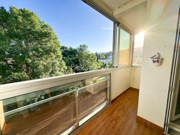 A louer APPARTEMENT T4 75 M2  LODEVE