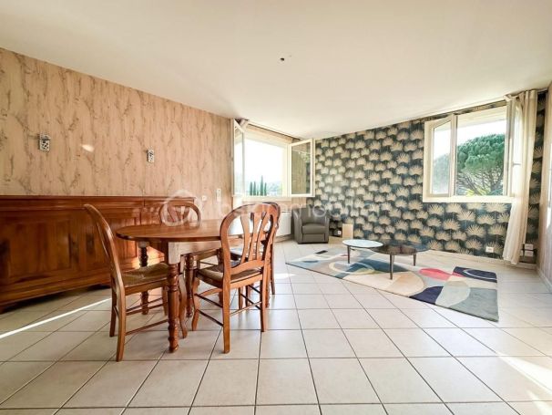 A louer APPARTEMENT T4 75 M2  LODEVE