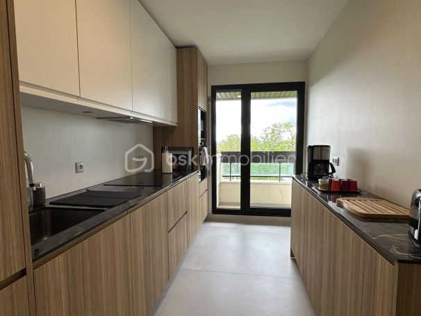 A louer APPARTEMENT T4 86 M2 TERRASSE  BORDEAUX