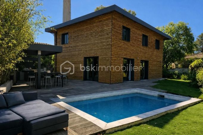 A louer MAISON  6 PIECES 160 M2  ROCBARON