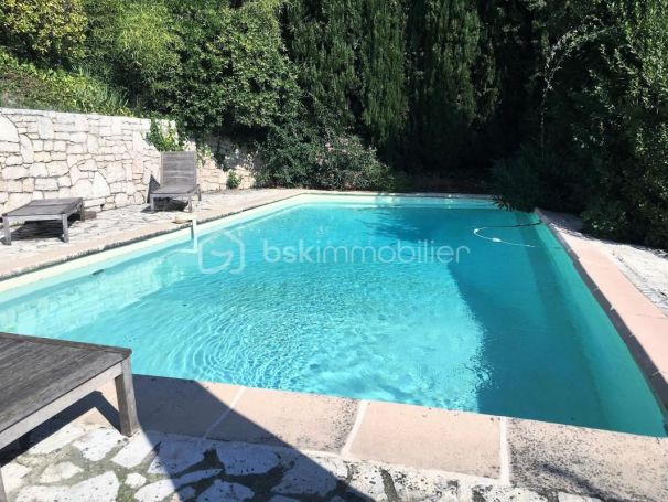 A louer MAISON  7 PIECES 225 M2 BORD DE MER LA COLLE SUR LOUP